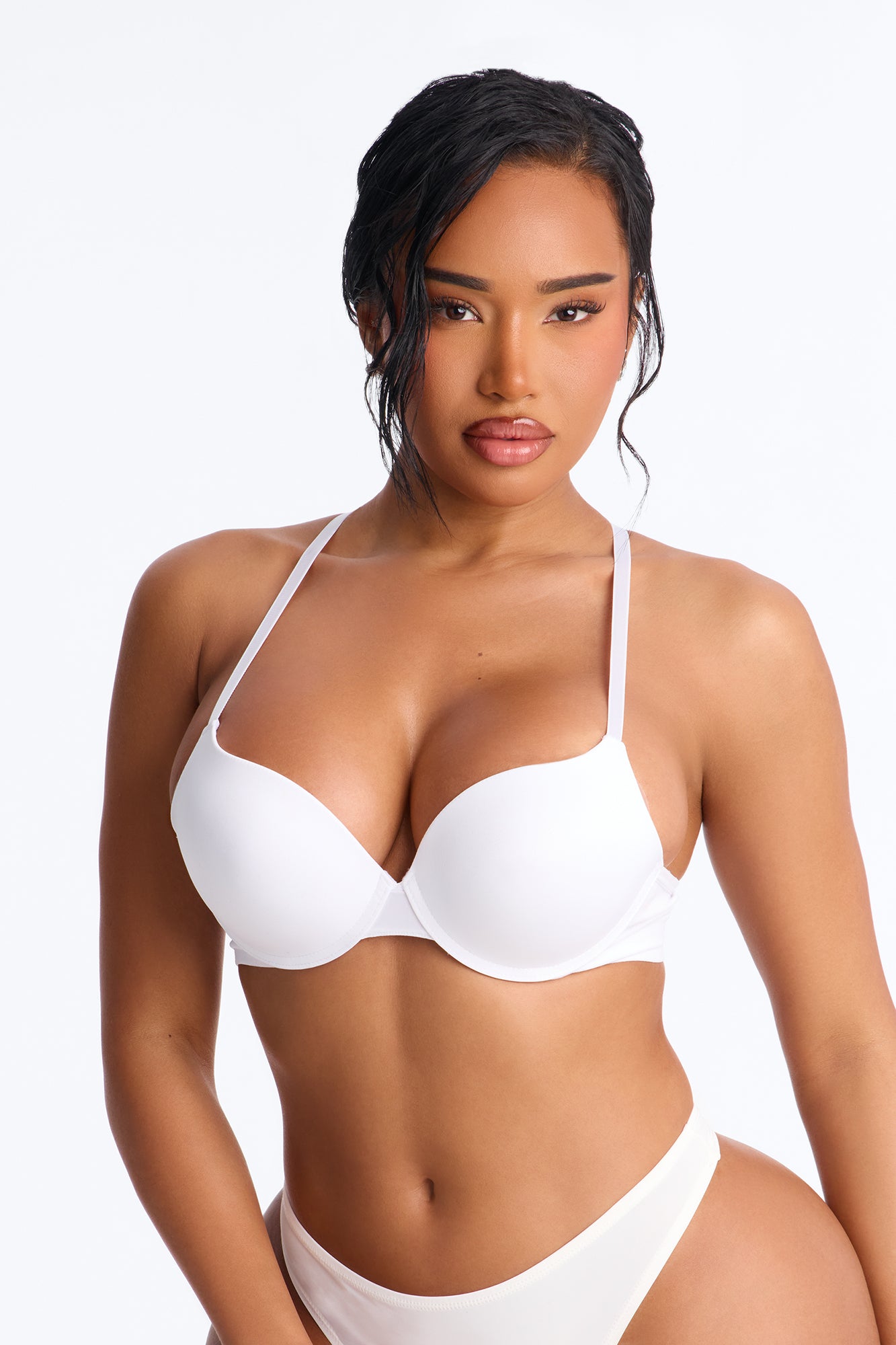 Just Right White Lightly Padded Flexible Cup Smoothing Back Bra